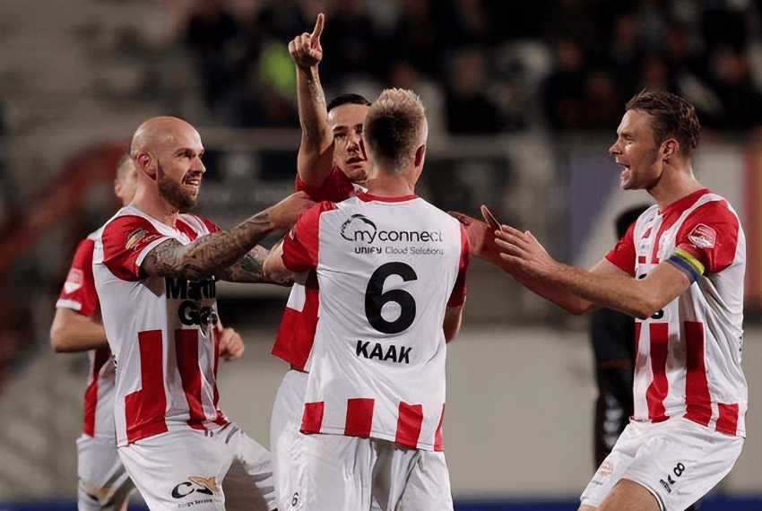 广泛领域的 广泛领域的