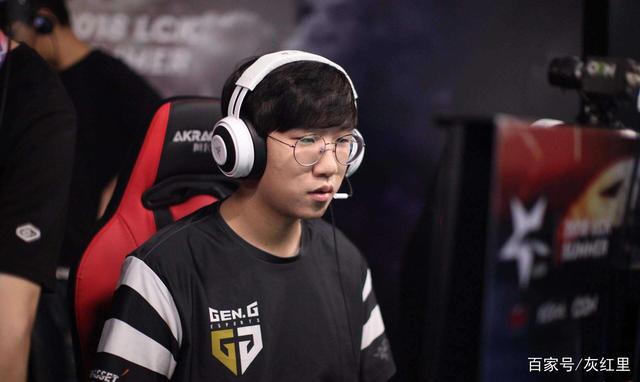 复出首胜 复出首胜